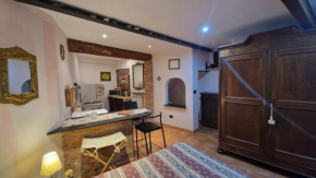 Monolocale in tipica casa ligure
